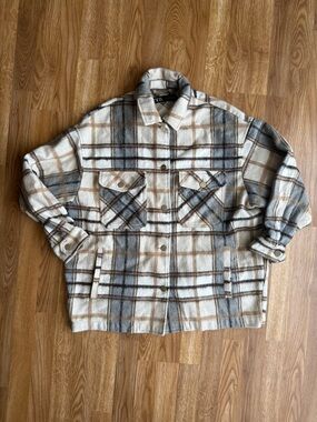 Zara Plaid Button-Up Shacket Jacket - Medium